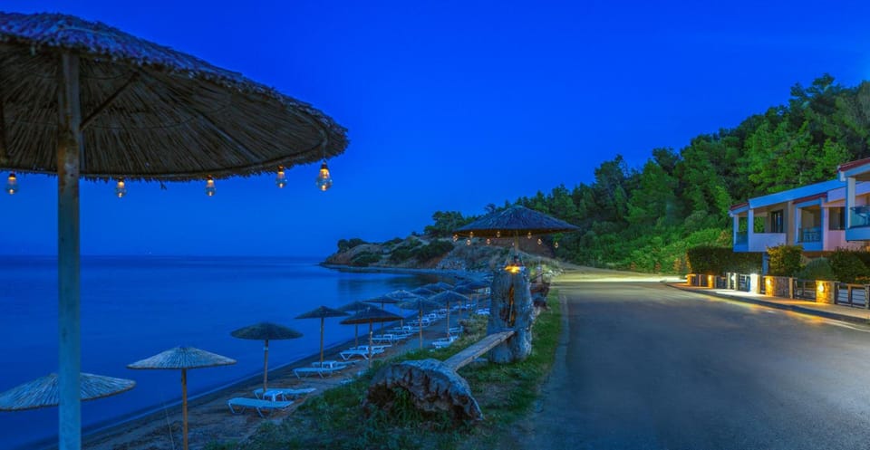 Elpiniki Luxury Apartments Hotel in Halkidiki