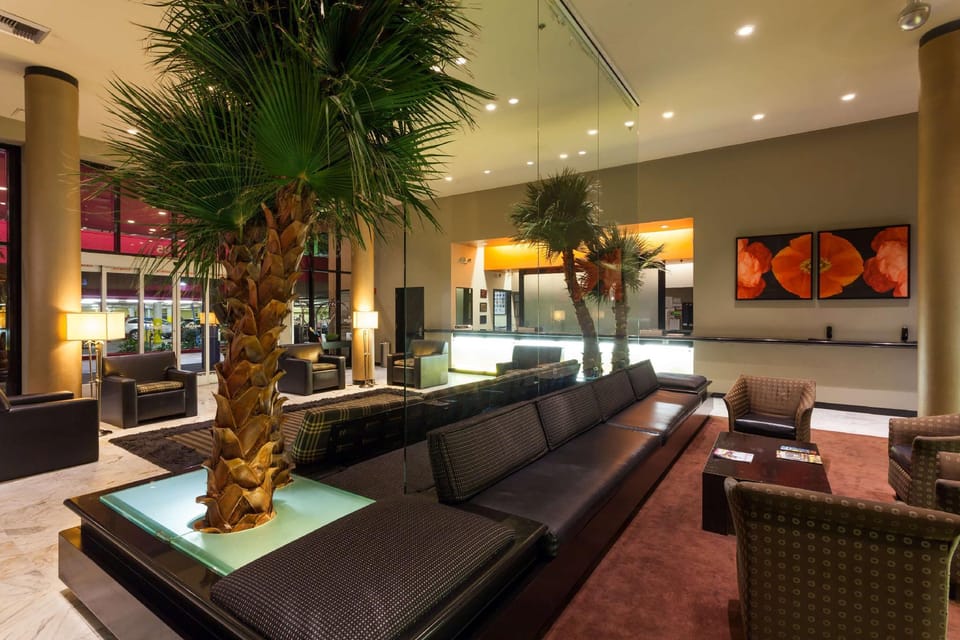 Ramada Plaza by Wyndham West Hollywood Hotel & Suites Hotel in West Hollywood