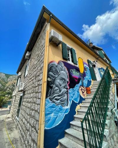Montenegro Hostel 4U Hostel in Dobrota