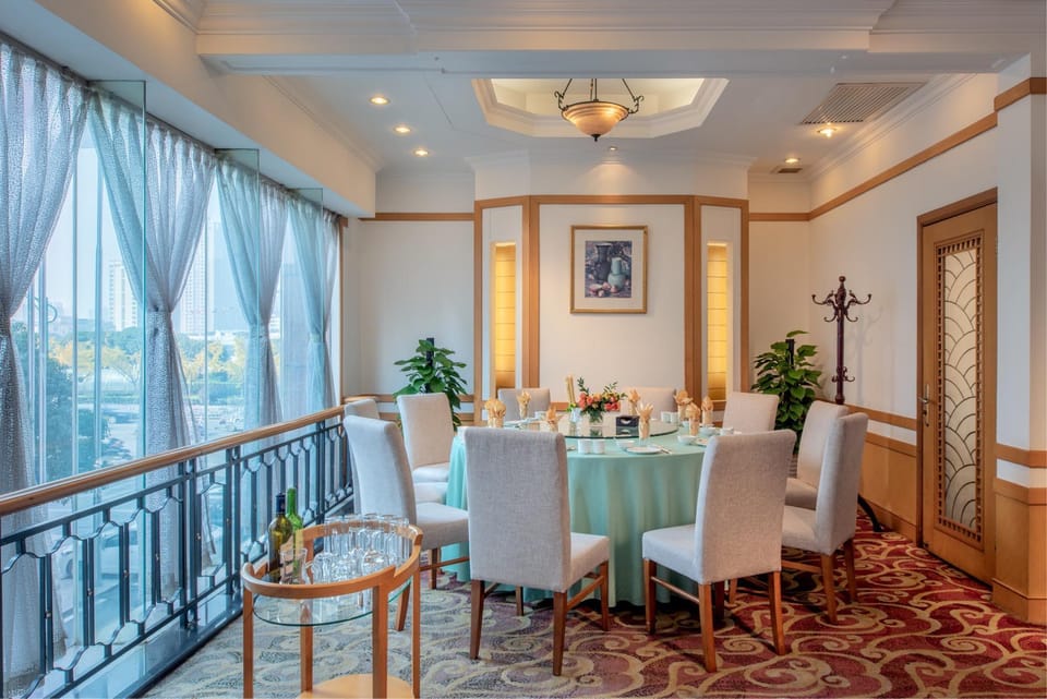 Gold Source Sunshine Hotel Hotel in China