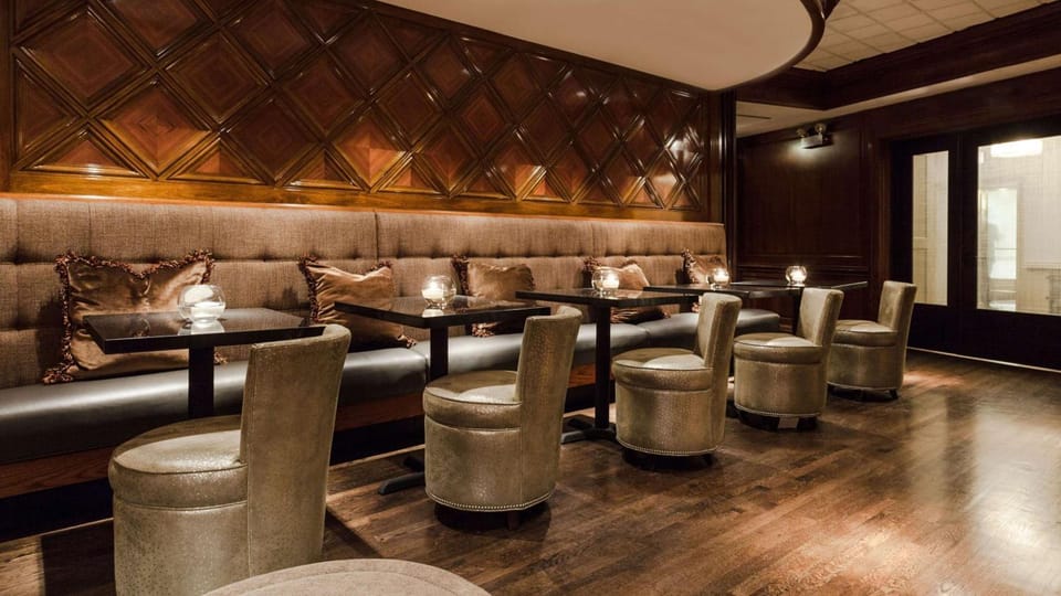 The Whitehall Hotel, BW Premier Collection Hotel in Streeterville