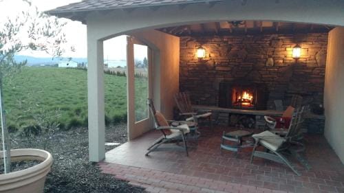 Casale Hotel in Willamette Valley