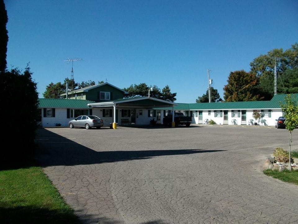Silver Motel Hotel in Chatham-Kent
