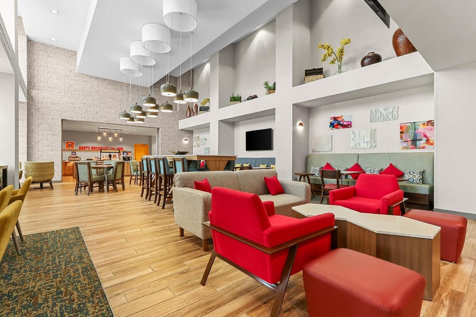Hampton Inn & Suites El Paso West Hotel in Borderland