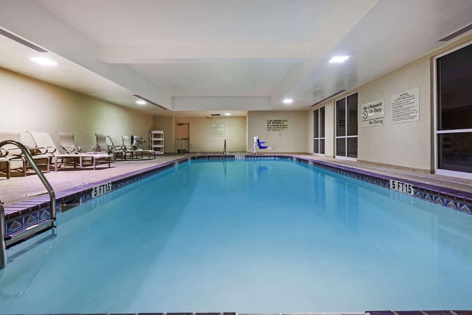 Hampton Inn & Suites El Paso West Hotel in Borderland