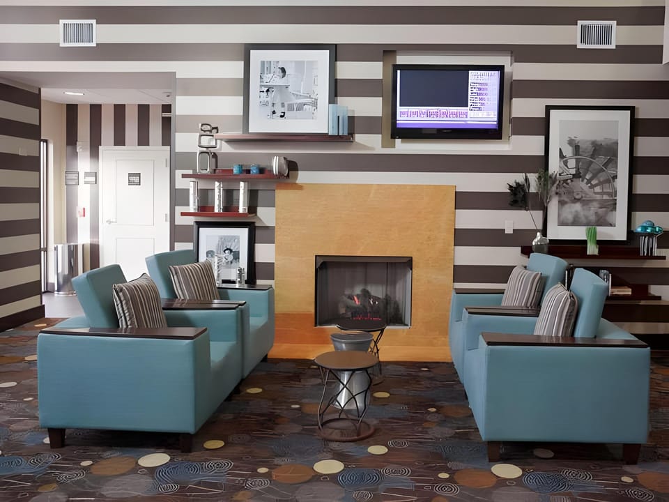 Hampton Inn & Suites Nashville @ Opryland Hotel in East Nashville