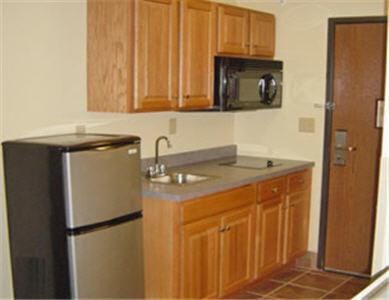 Hometown Inn & Suites Hotel in Indiana