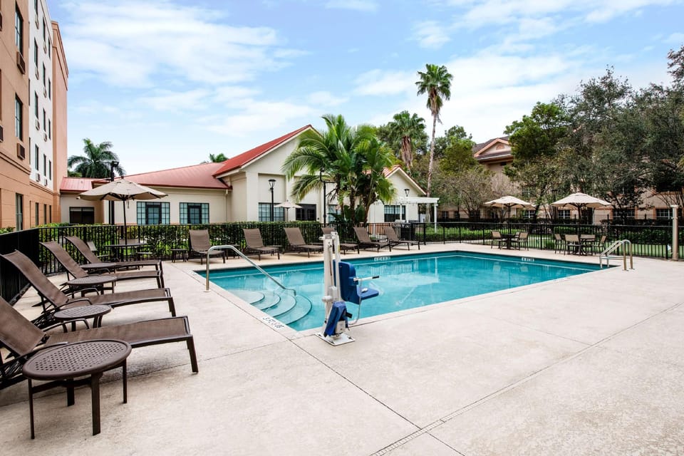 Homewood Suites by Hilton West Palm Beach Hotel in West Palm Beach