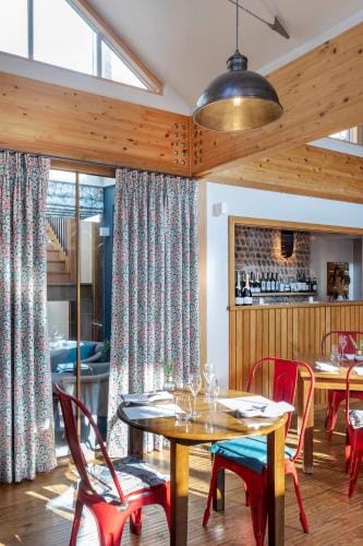 Flint Barns, Rathfinny Wine Estate Hotel in Seaford
