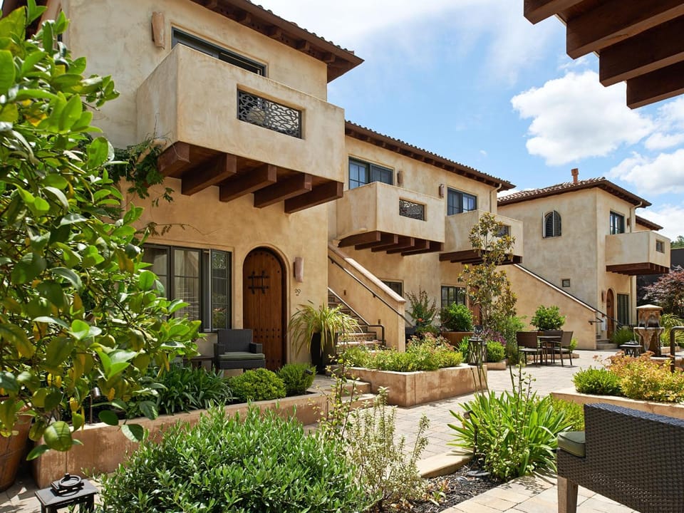 North Block Hotel Resort in Yountville