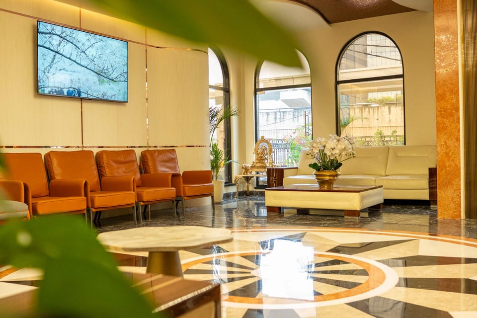 Hotel Golden Amulya Restwings Hotel in Bengaluru