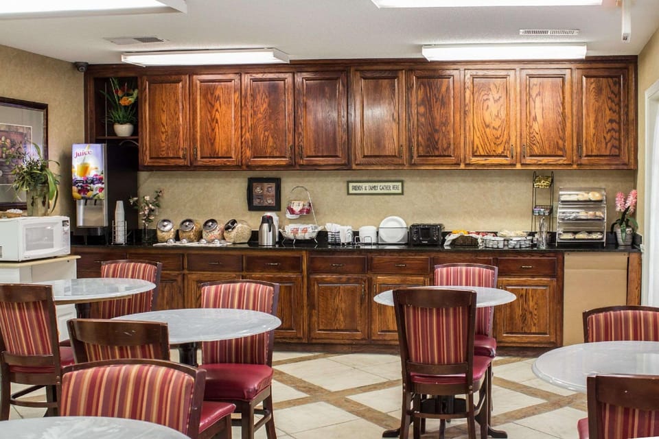 Econo Lodge Greenville near University Hotel in Greenville