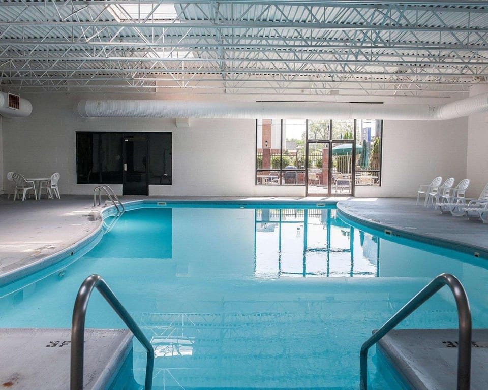 Baymont by Wyndham South Bend Near Notre Dame Hotel in Roseland