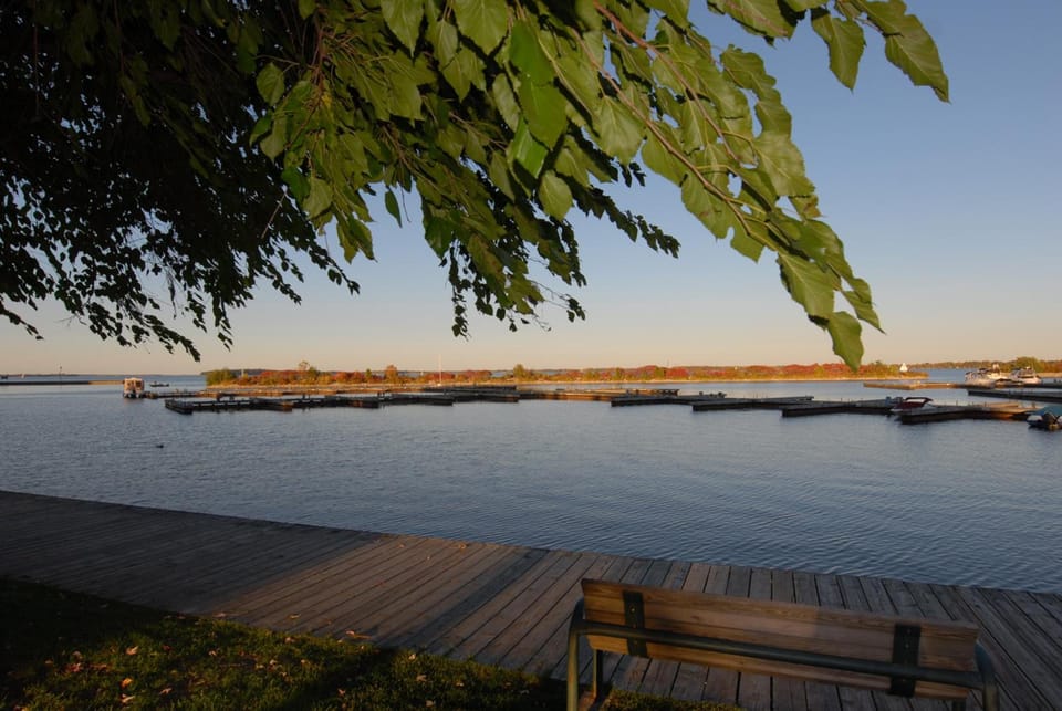 Kings Inn Orillia Motel in Orillia