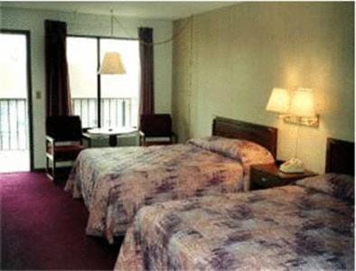 Twinkle Inn Hotel in Branson