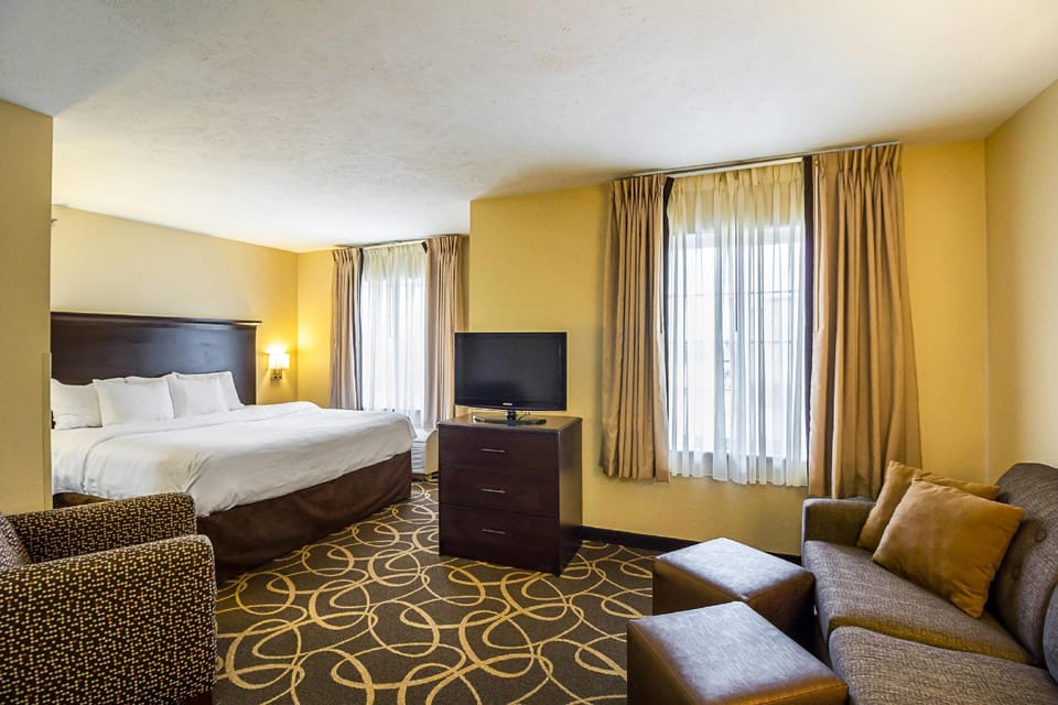 Suite room