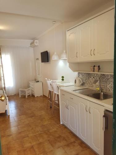 Angels Pool Studios and Apartments Inn in Corfu, Greece