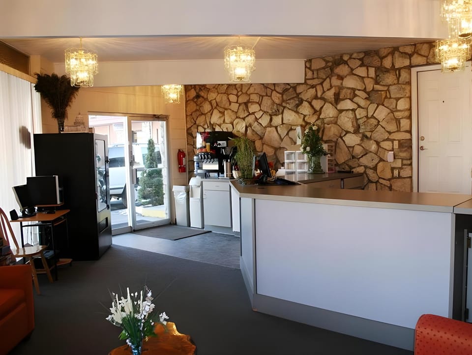 The Maverick Motel, Main Street USA Collection by PNW Hospitality Motel in Klamath Falls