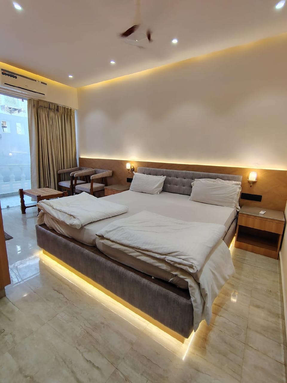 Bedroom