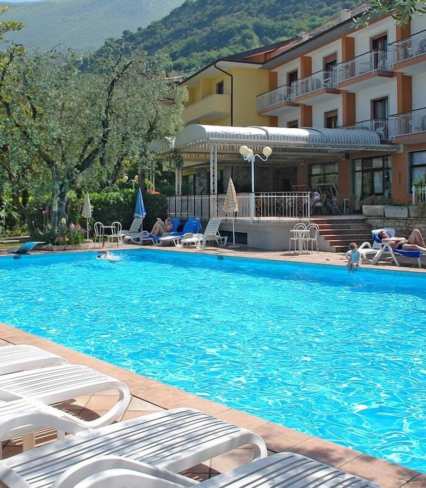 Hotel Firenze Hotel in Malcesine