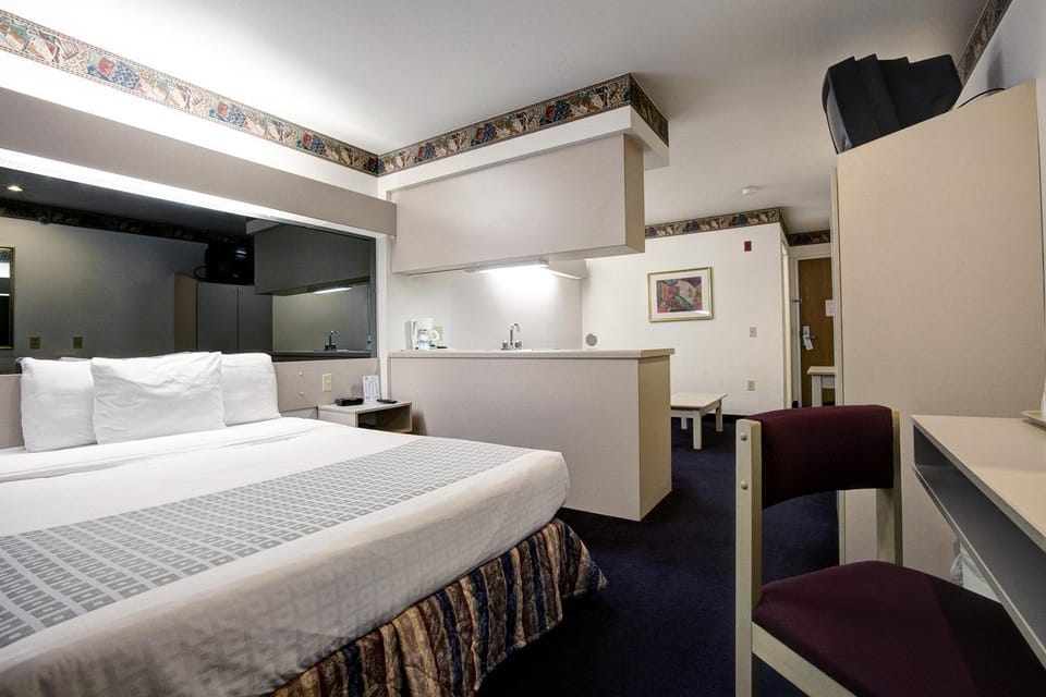 Suite room
