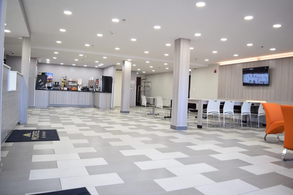 Microtel Inn & Suites by Wyndham Raleigh Hotel in Raleigh