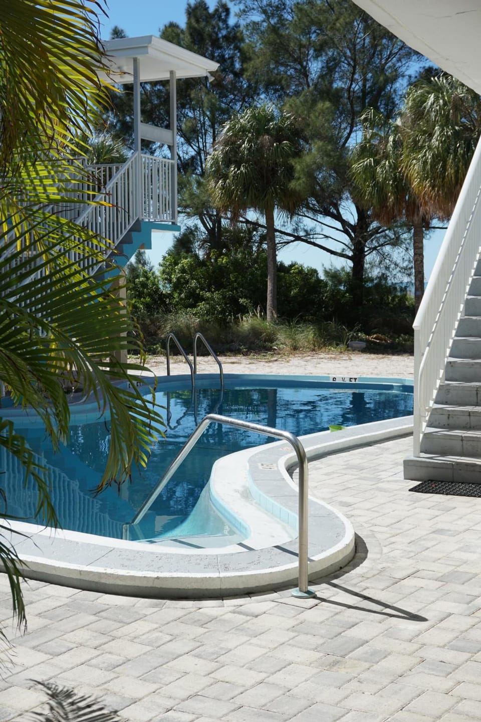 The Molloy - A Boutique Beach Resort Motel in Treasure Island