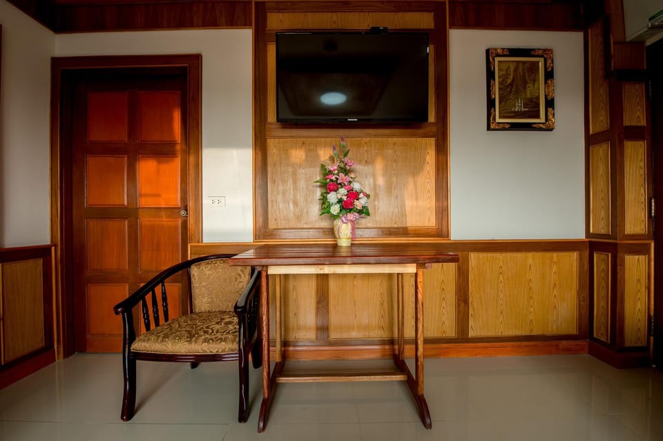 Thatphanom View Hotel Nakhon Hotel in Thailand
