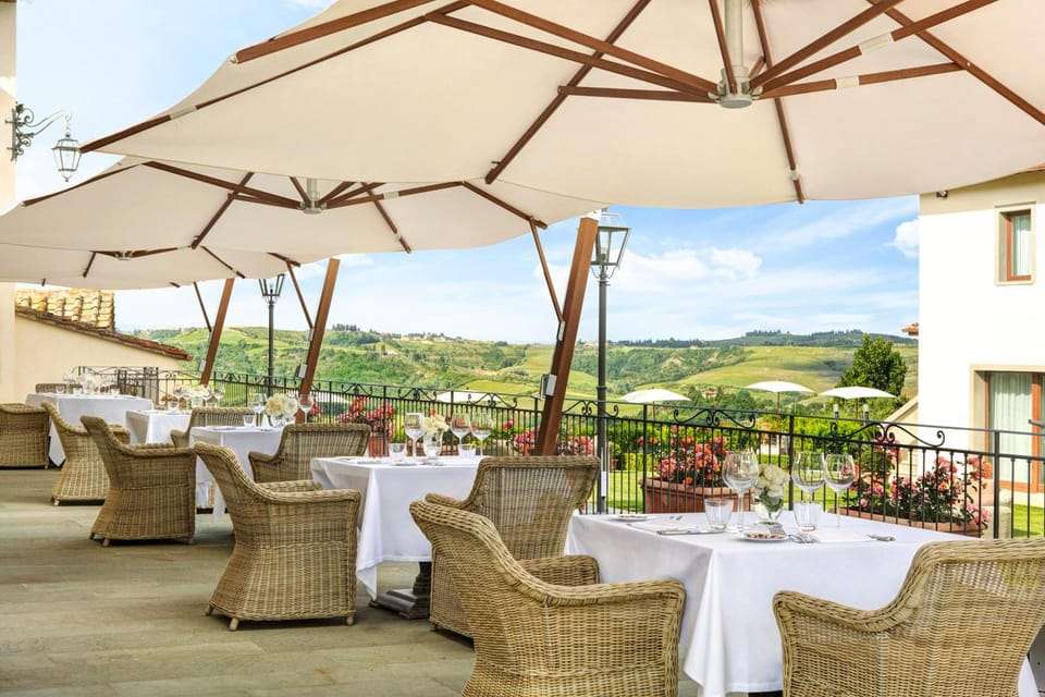 Villa Le Calvane Hotel in Tuscany