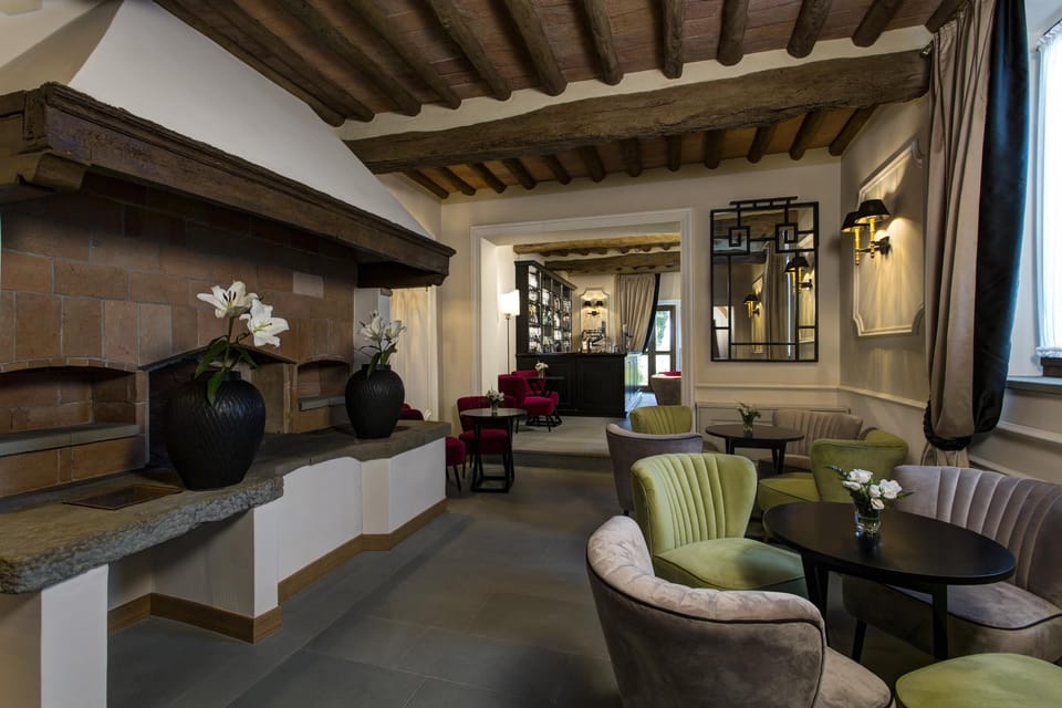 Villa Le Calvane Hotel in Tuscany