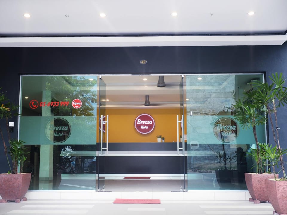 Brezza Hotel Sitiawan Hotel in Perak