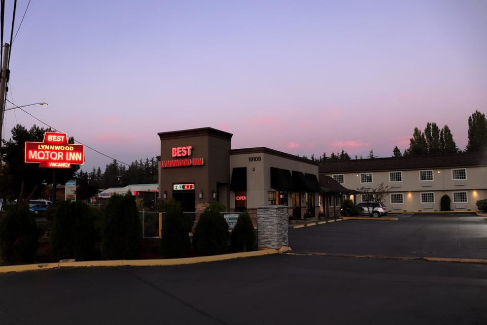 Best Lynnwood Inn Motel in Lynnwood