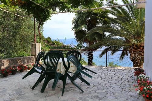 Triple Room Trpanj 258a Hotel in Dubrovnik-Neretva County