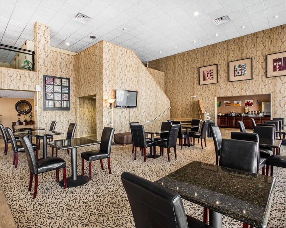Quality Inn & Suites - Greensboro-High Point Hotel in High Point