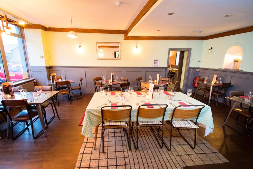 Nik The Greek Hotel in Burry Port