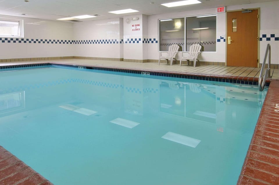 Ramada by Wyndham SeaTac Airport Hotel in SeaTac