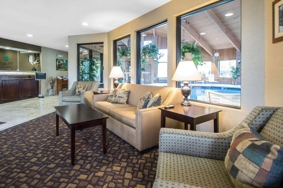 Quality Inn & Suites Sun Prairie Madison East Hotel in Wisconsin