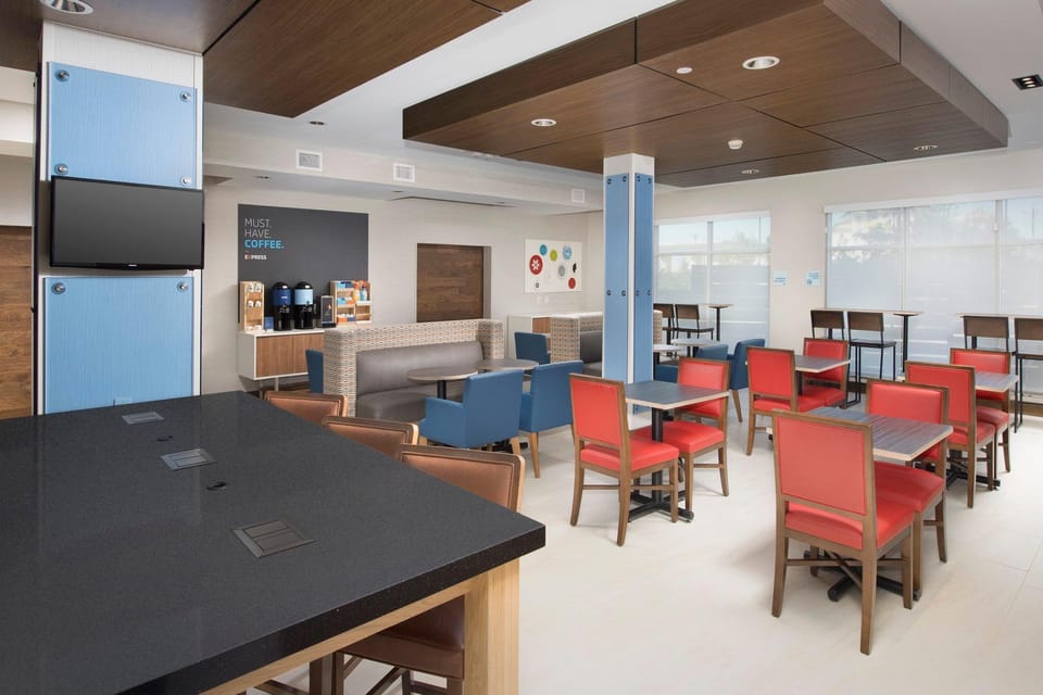 Holiday Inn Express & Suites San Antonio North - Windcrest By IHG Hotel in Windcrest
