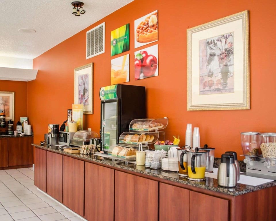 Quality Inn Crystal River Hotel in Florida