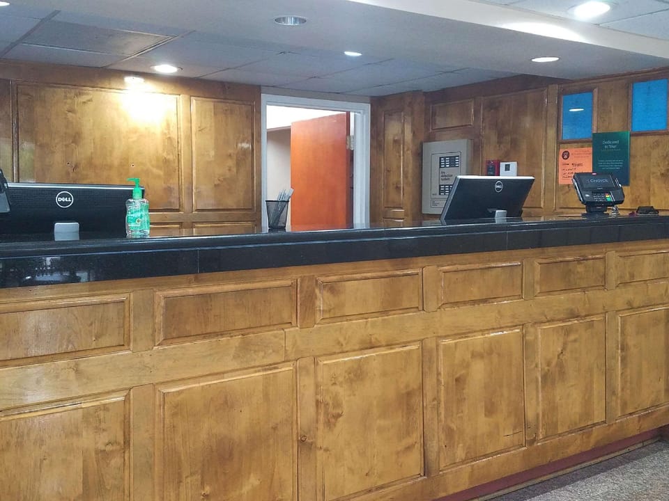 Quality Inn Emporia Hotel in Virginia