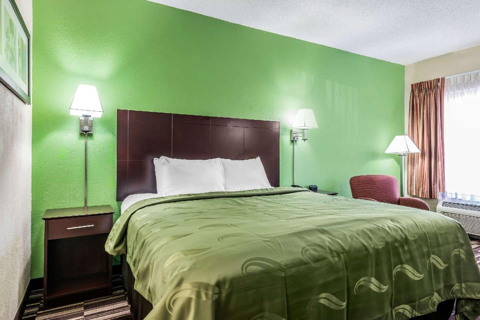Guestroom