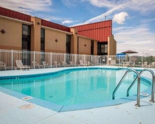 Quality Inn Hotel in Fort Wayne