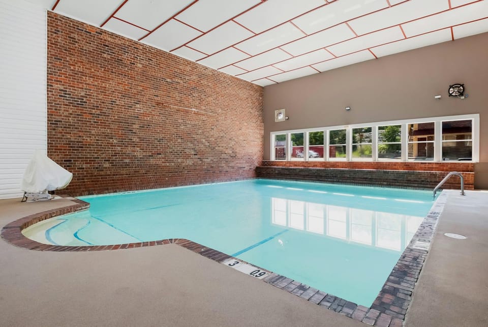 Red Roof Inn Chattanooga - Lookout Mountain Hotel in Chattanooga