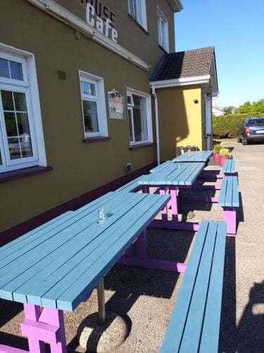 Westhouse Cafe N39 E0A6 Hotel in Longford