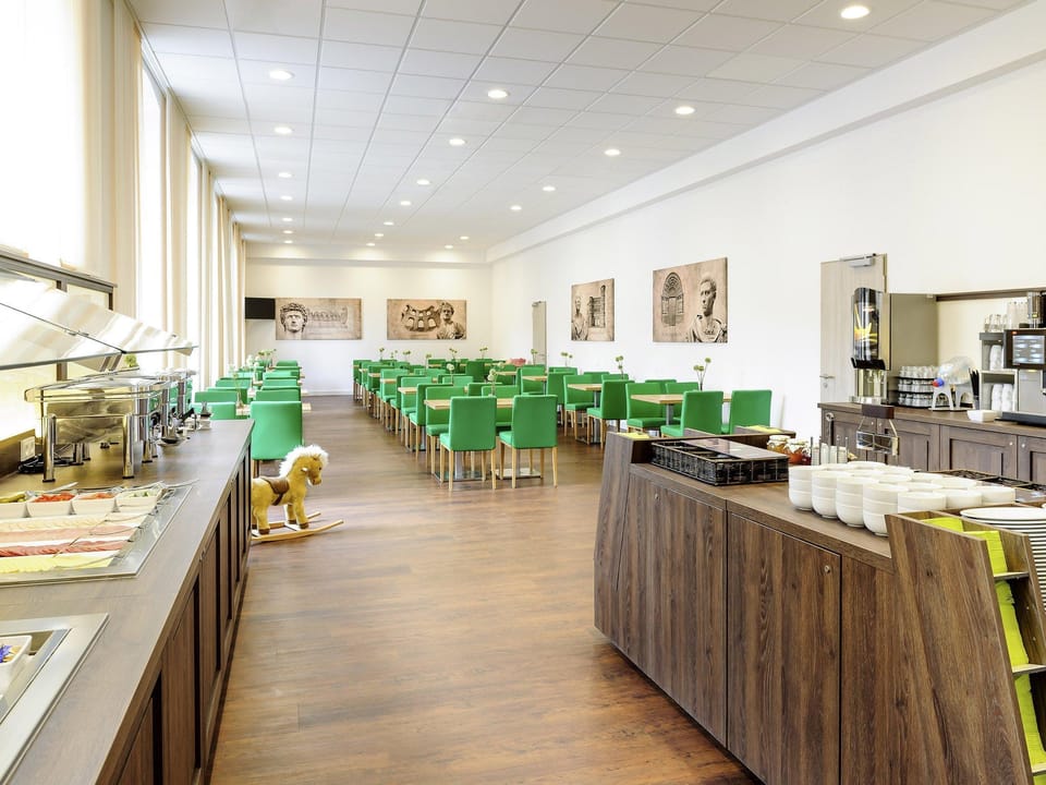 Coffee shop