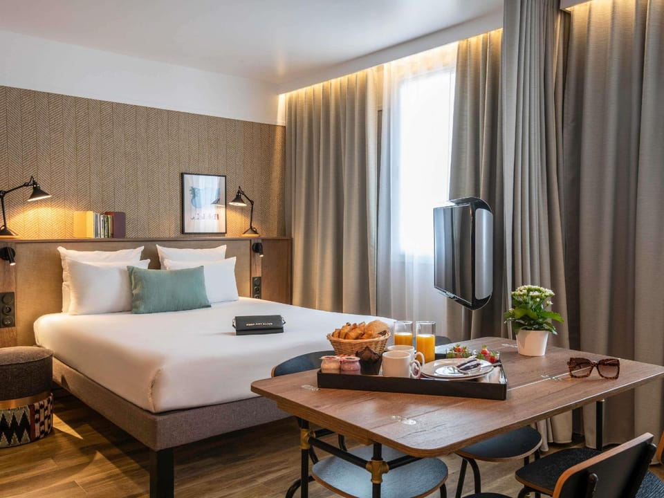 Guestroom