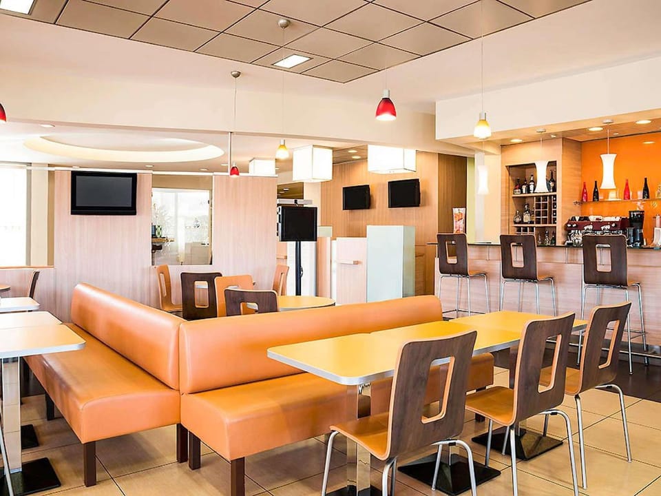 Ibis Como Hotel in Como