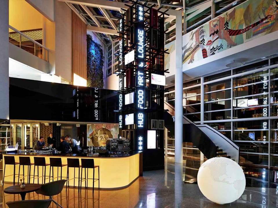 Bar/lounge