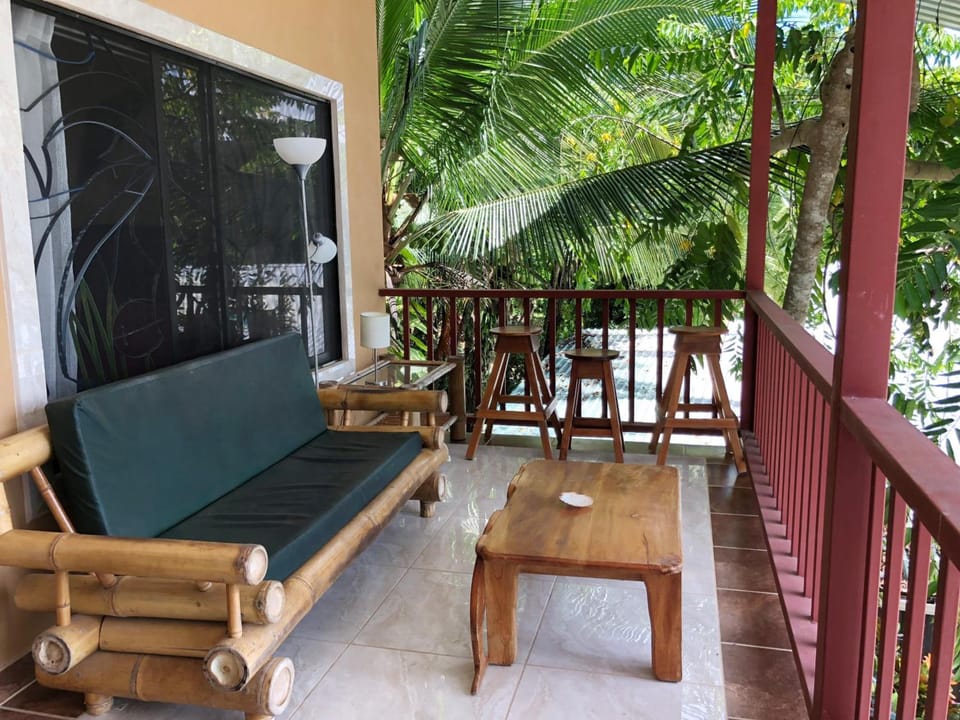 Cabinas Jimenez Hotel in Puntarenas Province
