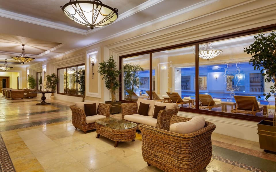 Bar/lounge
